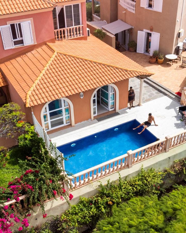 Duque Nest Hostel Costa Adeje  Buitenkant foto