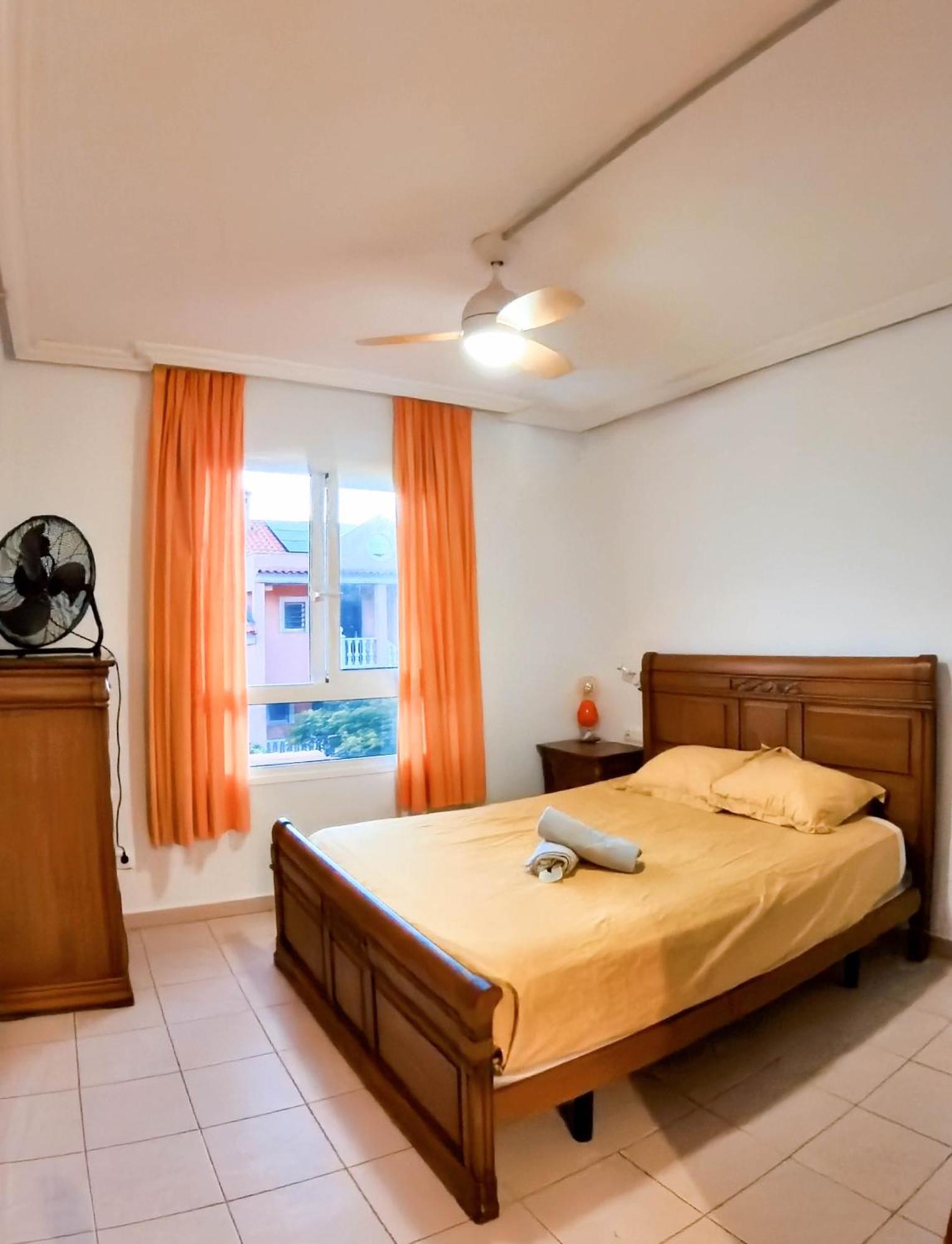 Duque Nest Hostel Costa Adeje  Buitenkant foto